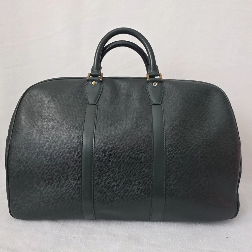 Auth LOUIS VUITTON Taiga Kendall Epicea Travel Bag